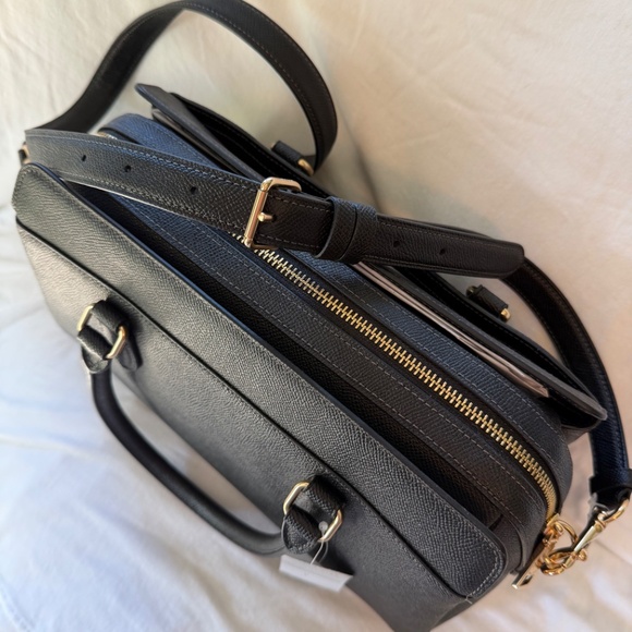 NWT Coach Darcie Carryall - Picture 14 of 15